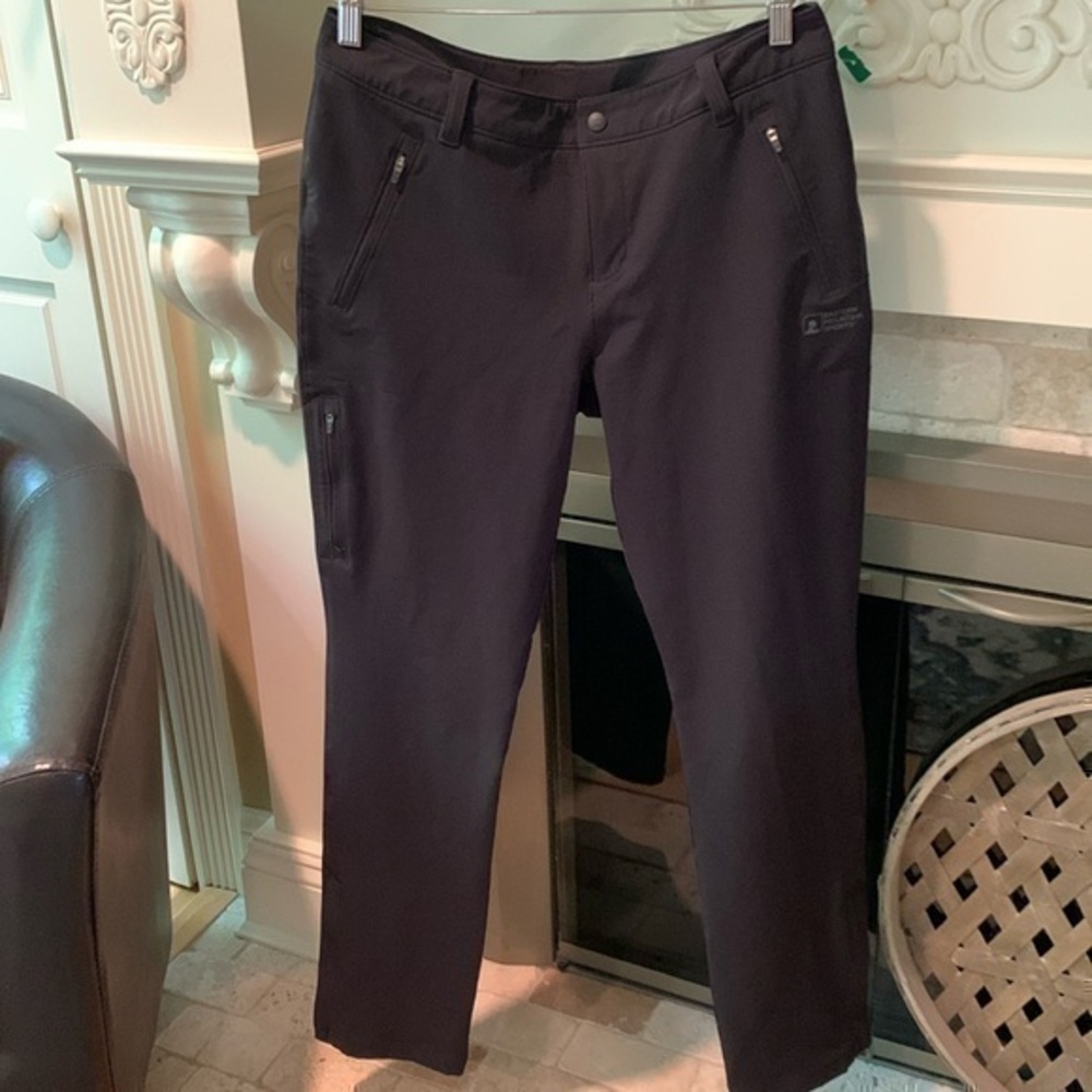 Eastern Mountain Sports EMS women’s black utility cargo pants size 10 stretchy